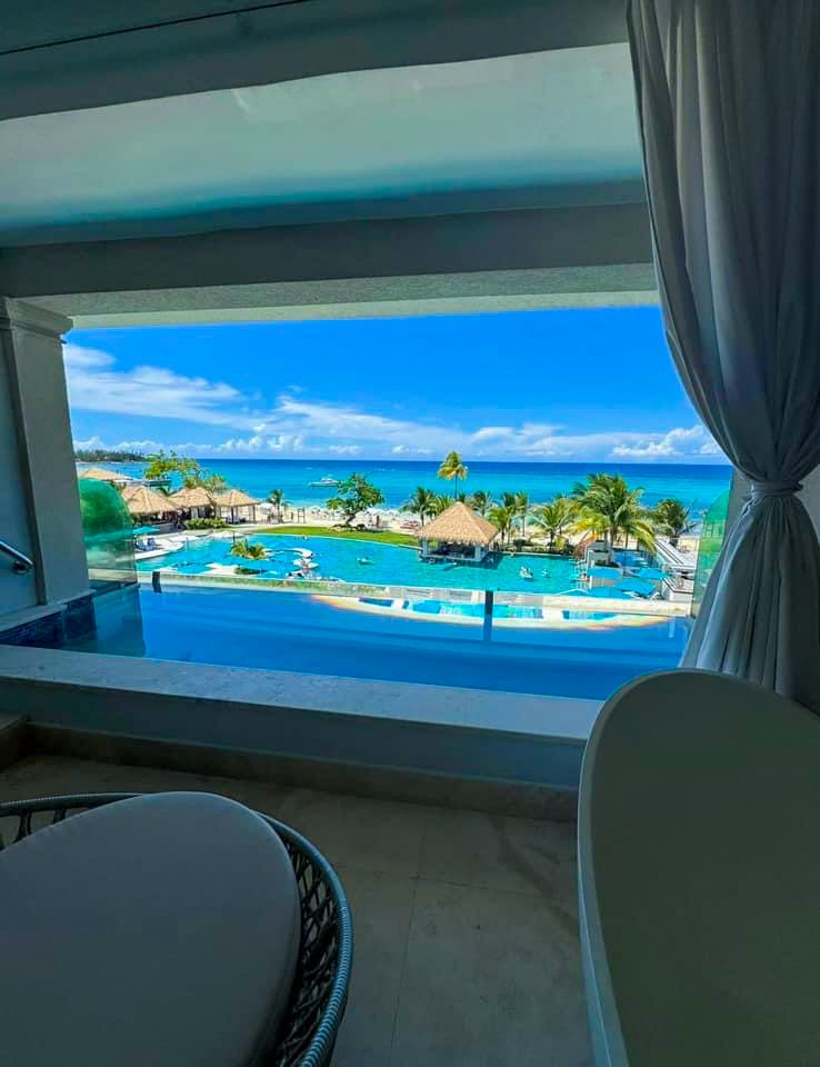Luxury resort with a swimming pool